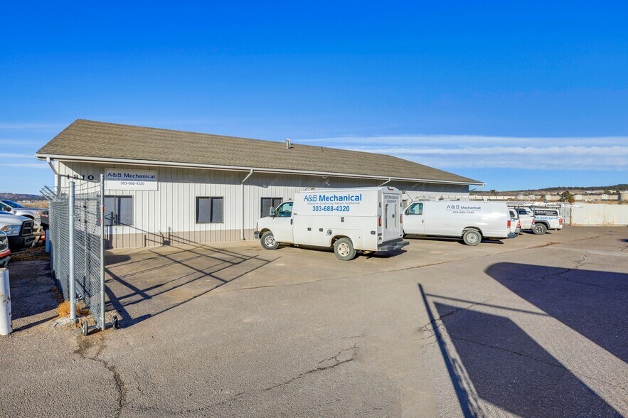 More Photos Of 1810 Park St, Castle Rock Flex For Sale