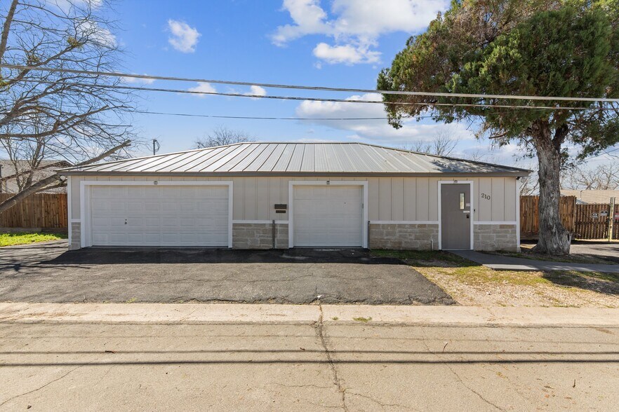 Primary Photo Of 210 W Dunn Ave, Killeen Office For Sale