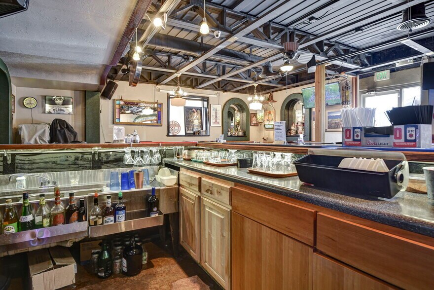 More Photos Of 231 Main St, Canon City Restaurant For Lease