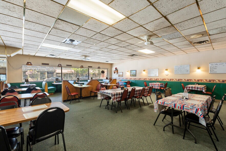 More Photos Of 32-34 Main St, Perry Restaurant For Sale