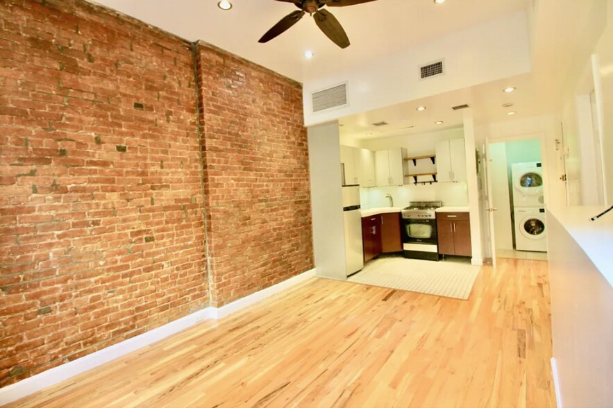 More Photos Of 222 E 18th St, New York Apartments For Sale