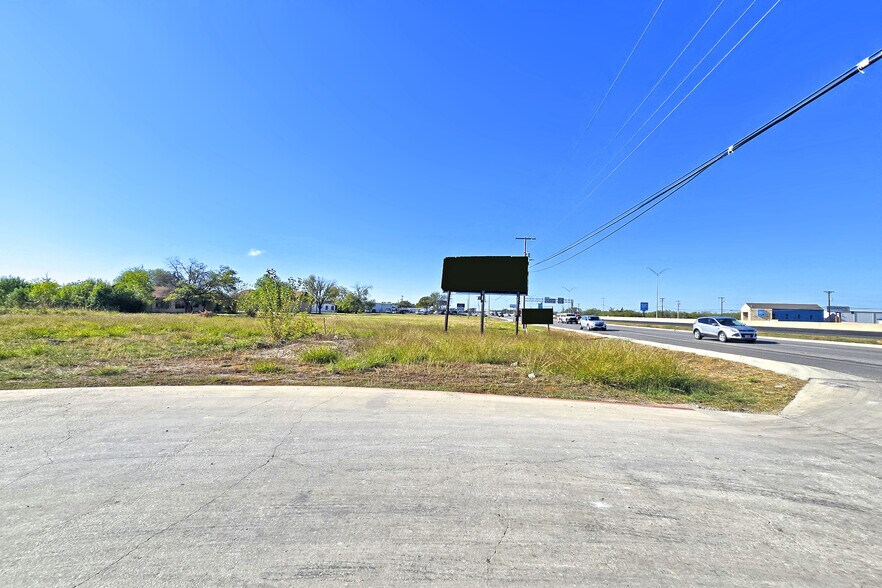 More Photos Of 2050 N IH-35, New Braunfels Land For Sale