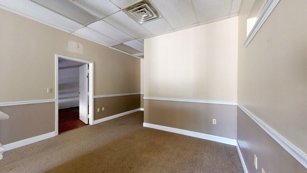 More Photos Of 461 Forrest Ave, Cocoa Warehouse For Lease