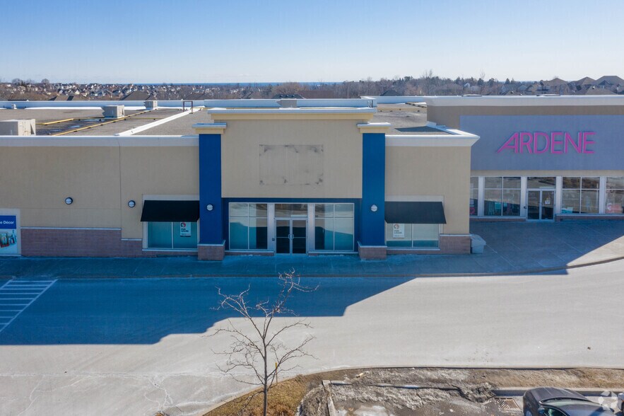 More Photos Of 991 Taunton Rd E, Oshawa General Retail For Lease