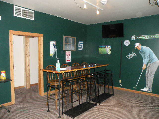 More Photos Of 317 S McDonnell St, Corunna Freestanding For Sale