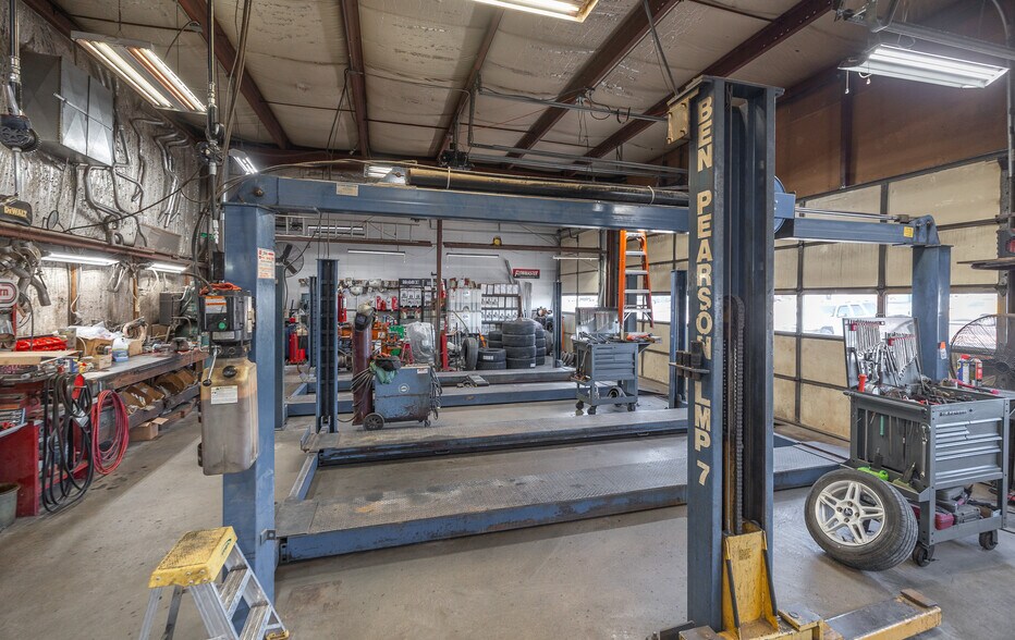 More Photos Of 309 N Franklin St, Cuba Specialty For Sale