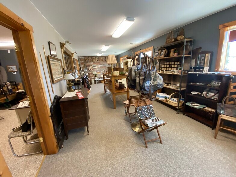 More Photos Of W2003 State Road 21, Berlin Daycare Center For Sale