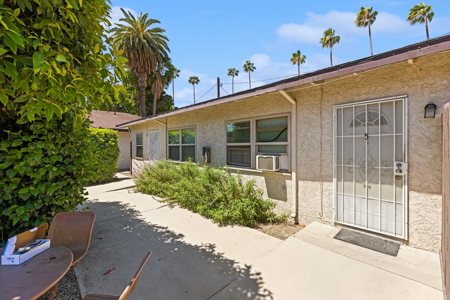 More Photos Of 480 W 18th St, San Bernardino Apartments For Sale