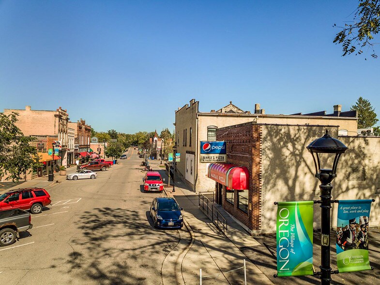 More Photos Of 134 S Main St, Oregon Restaurant For Sale
