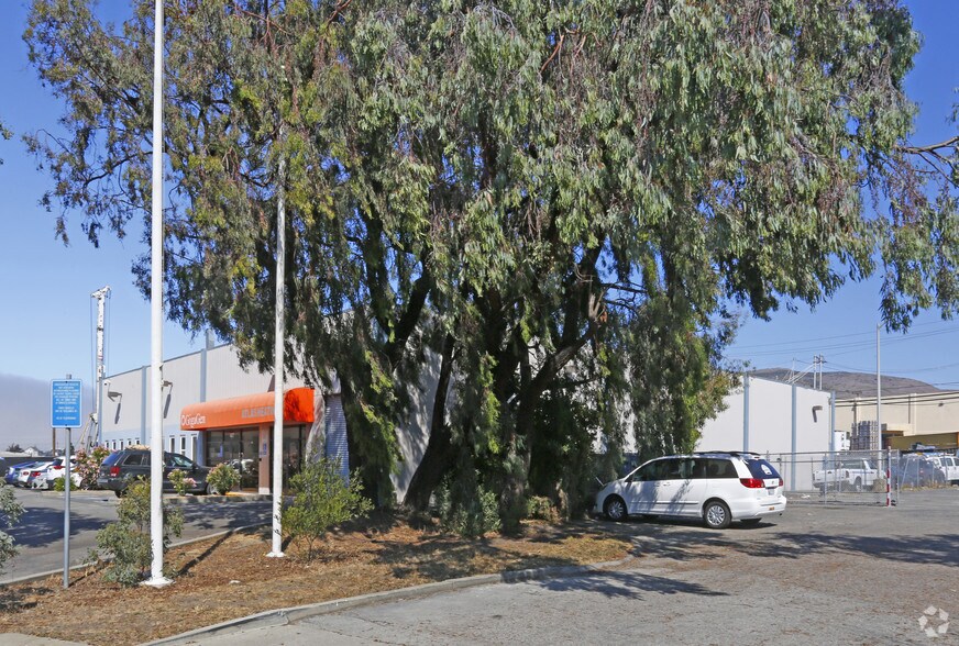 More Photos Of 407 Cabot Rd, South San Francisco Flex For Lease