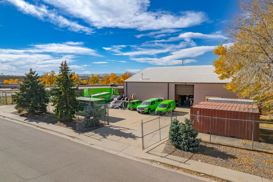 More Photos Of 5311 Niagara St, Commerce City Showroom For Sale