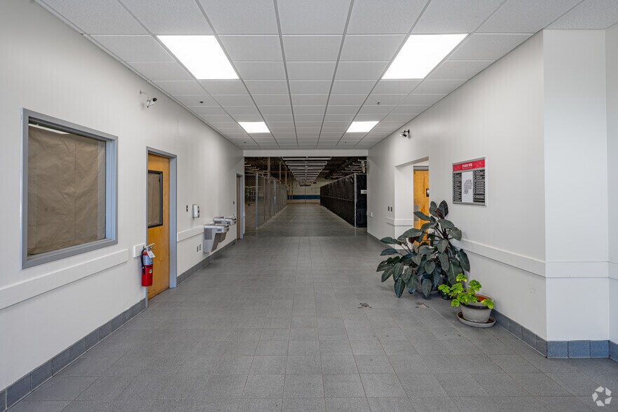 More Photos Of 108 Monticello Rd, Weaverville Light Distribution For Lease