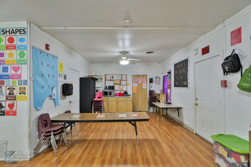 More Photos Of 6000 Buffalo Gap Rd, Abilene Daycare Center For Sale
