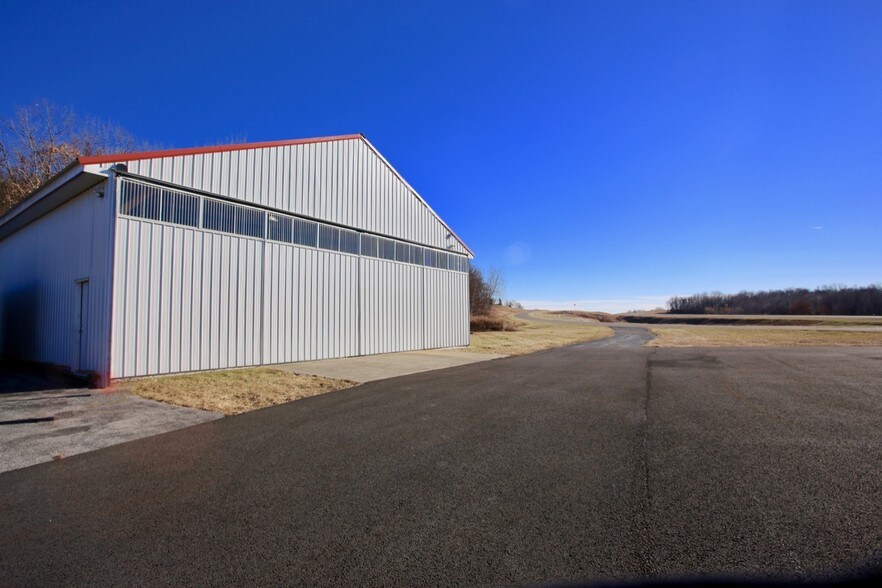 More Photos Of 79 Styles Way, Lagrangeville Light Distribution For Sale