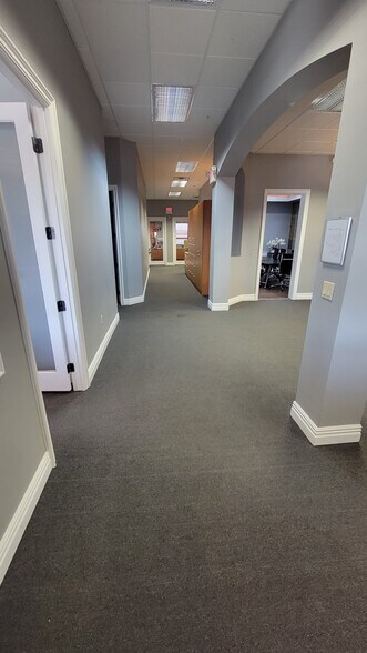 More Photos Of 2575 Montessouri St, Las Vegas Loft Creative Space For Lease