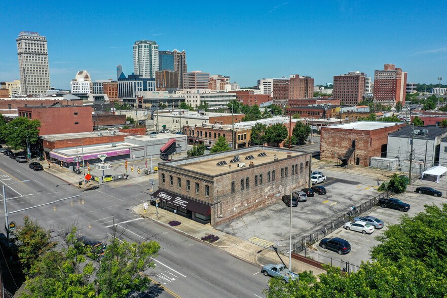 More Photos Of 2400 1st Ave N, Birmingham Storefront Retail Office For Lease