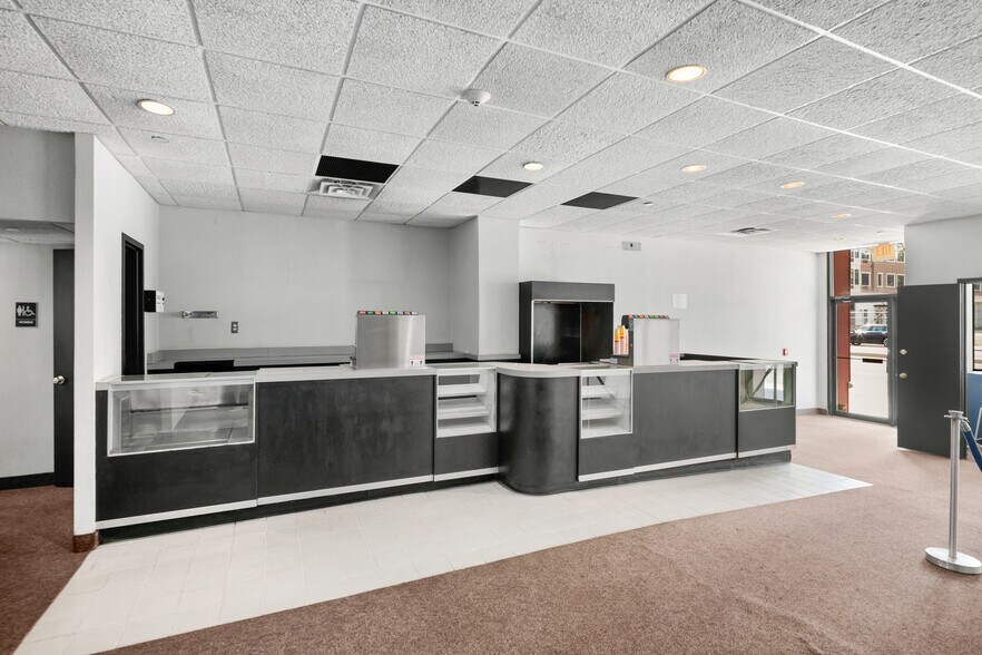 More Photos Of 23-25 W Westfield Ave, Roselle Park Storefront Retail Office For Lease