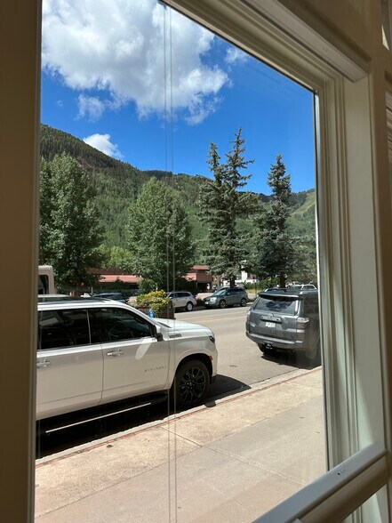 More Photos Of 395 Colorado, Telluride Storefront Retail Office For Lease