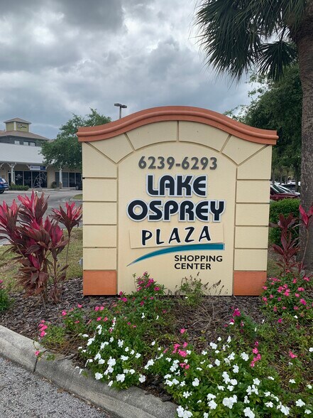 More Photos Of 6239-6293 Lake Osprey Dr, Sarasota Unknown For Lease