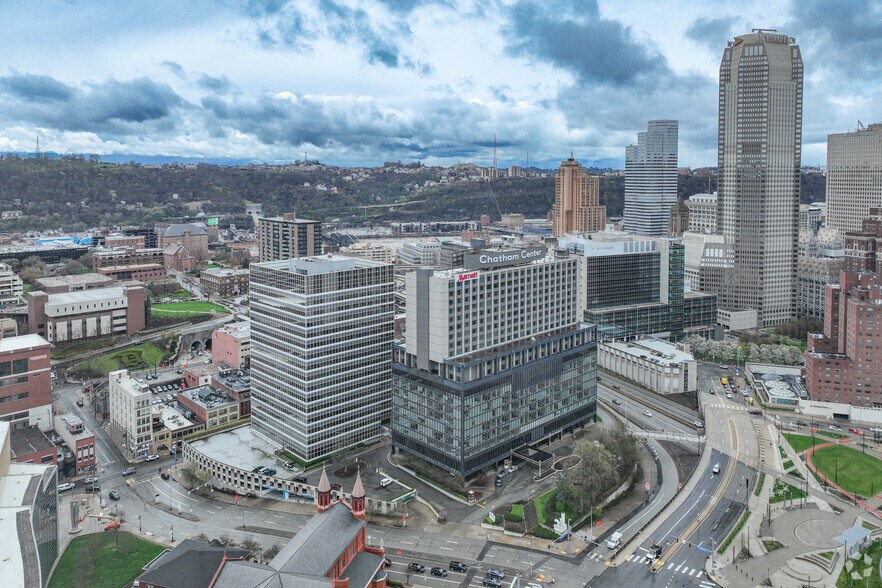 More Photos Of 112 Washington Pl, Pittsburgh Office Residential For Lease