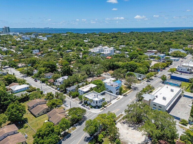 More Photos Of 3305 SW 37th Ave, Miami Office For Sale