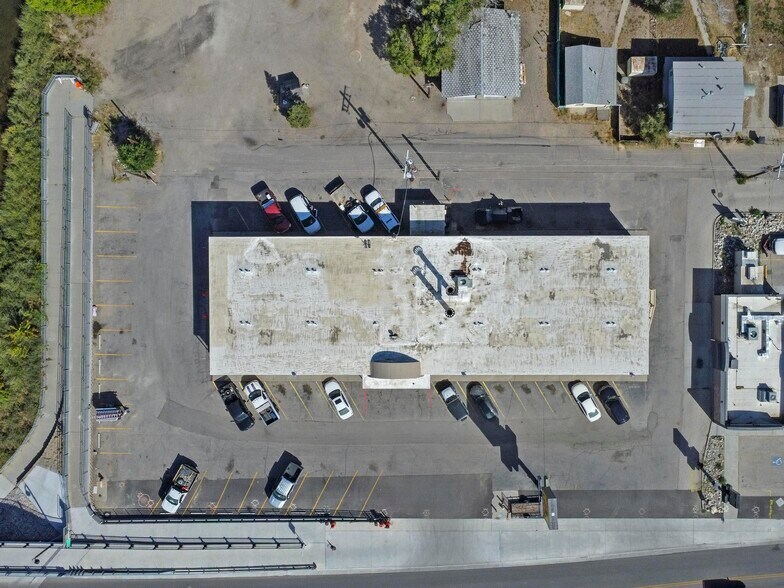 More Photos Of 100 W F St, Casper Hotel For Sale