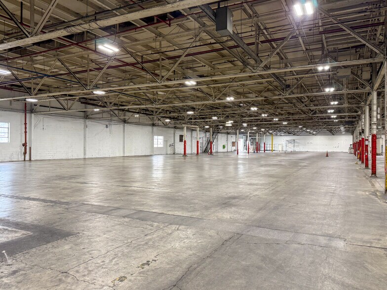 More Photos Of 1930 Hanahan Rd, North Charleston Warehouse For Lease