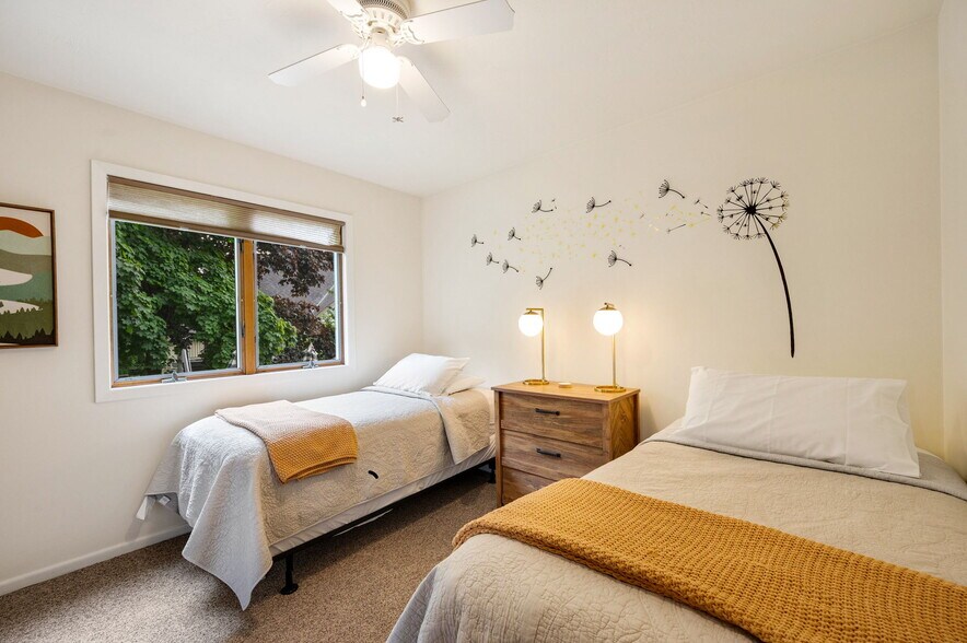 More Photos Of 4113 Main St, Fish Creek Storefront Retail Residential For Sale