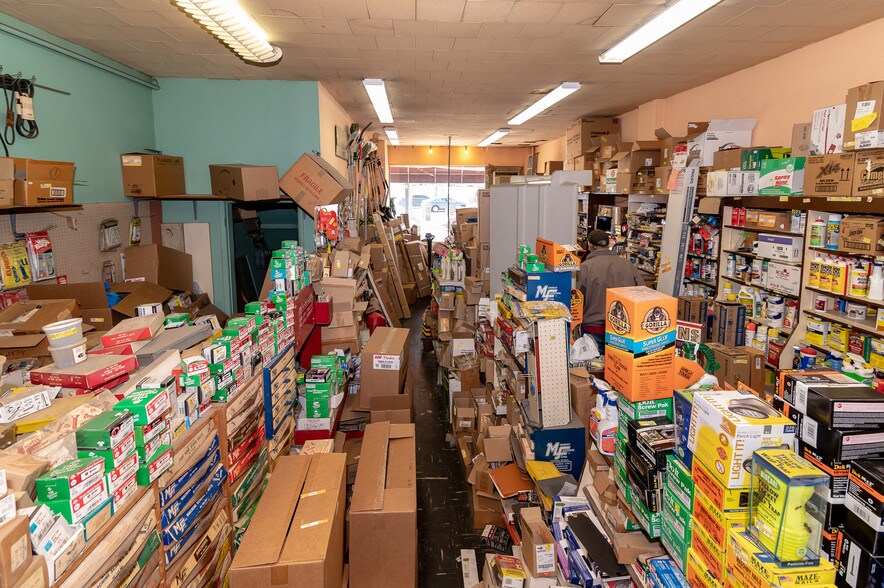 More Photos Of 6320 Windsor Mill Rd, Gwynn Oak Storefront Retail Office For Sale