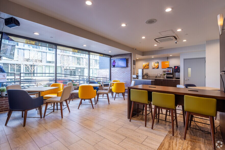 More Photos Of 548 W 48th St, New York Hotel For Sale