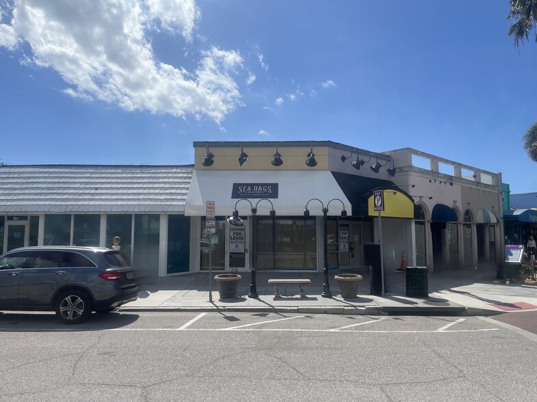 More Photos Of 380 St Armands Cir, Sarasota Unknown For Lease