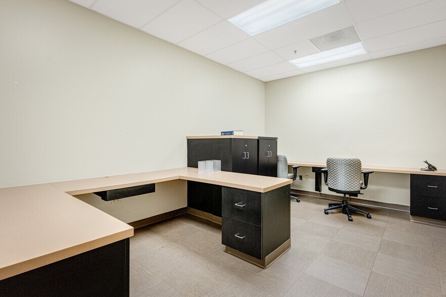 More Photos Of 401 Southcrest Cir, Southaven Medical For Lease