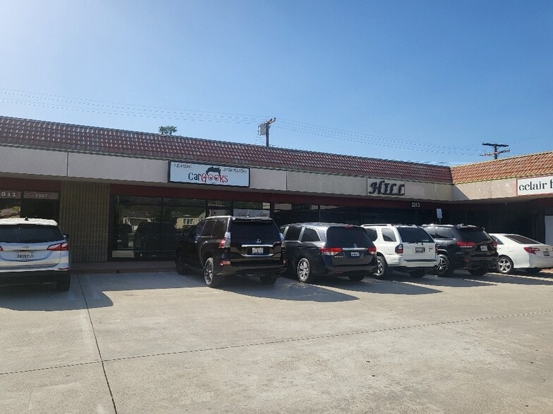 More Photos Of 3301-3315 N Verdugo Rd, Glendale General Retail For Lease