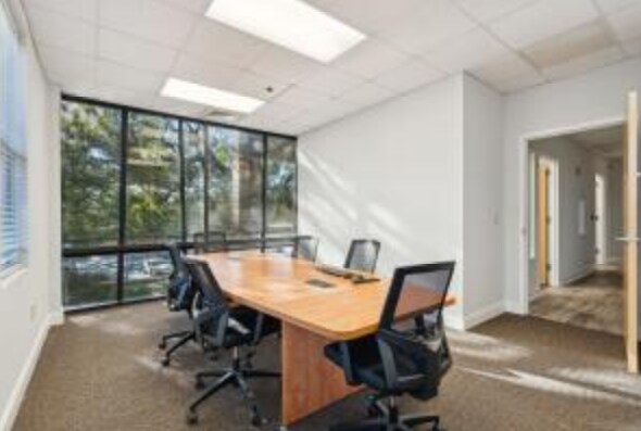 More Photos Of 710 Johnnie Dodds Blvd, Mount Pleasant Medical For Sale