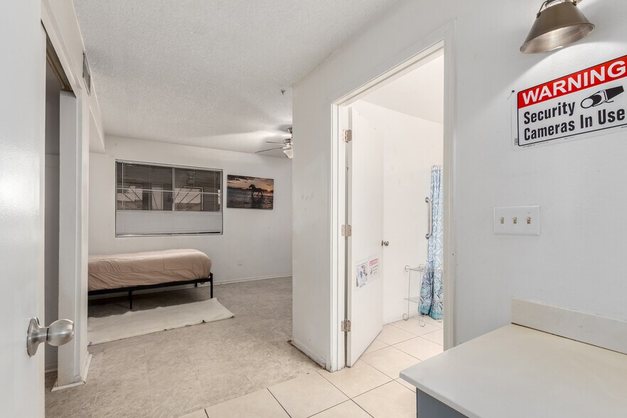 More Photos Of 10227 N 56th Dr, Glendale Assisted Living For Sale