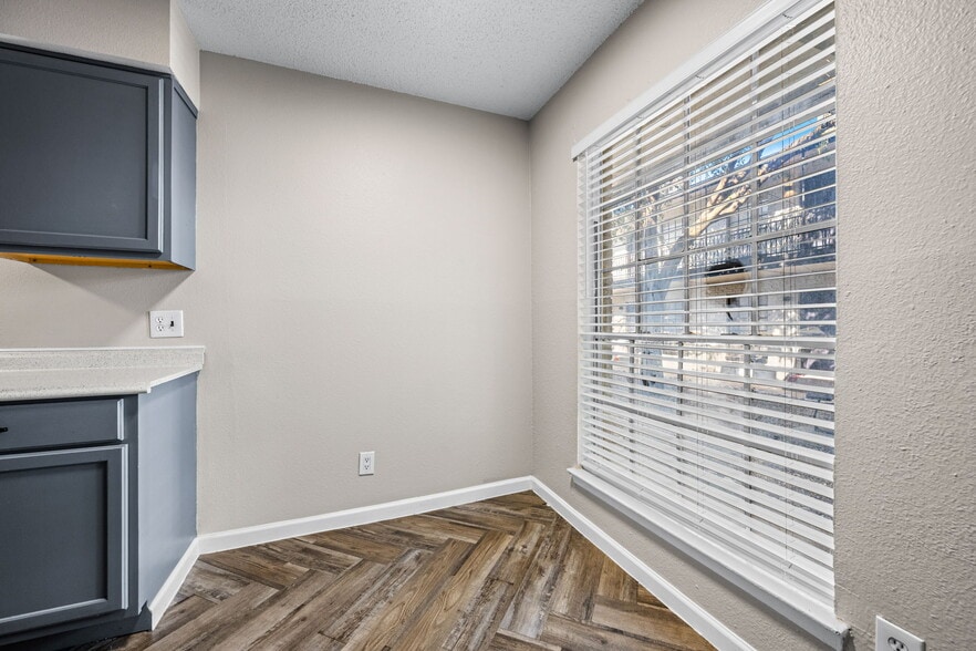 More Photos Of 5317 Junius St, Dallas Apartments For Sale