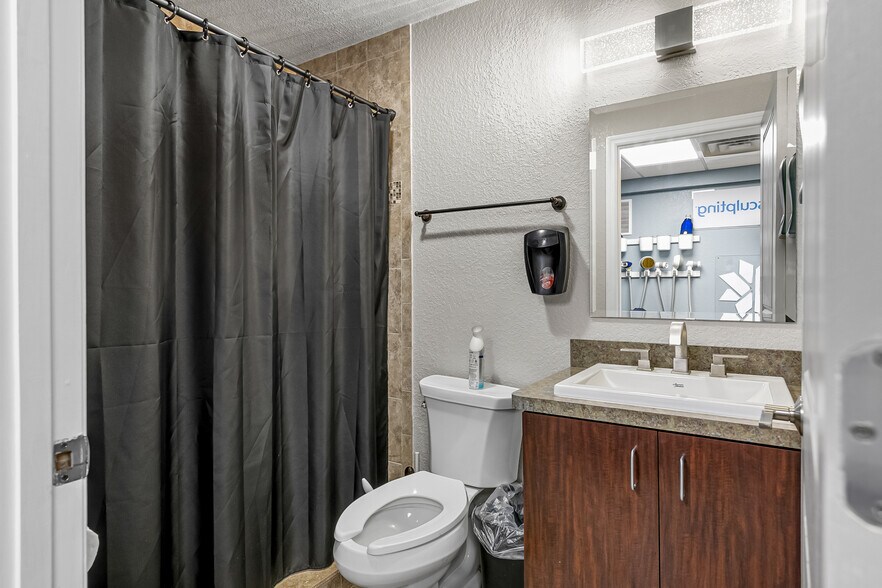 More Photos Of 2194 Highway A1A, Indian Harbour Beach Medical For Sale