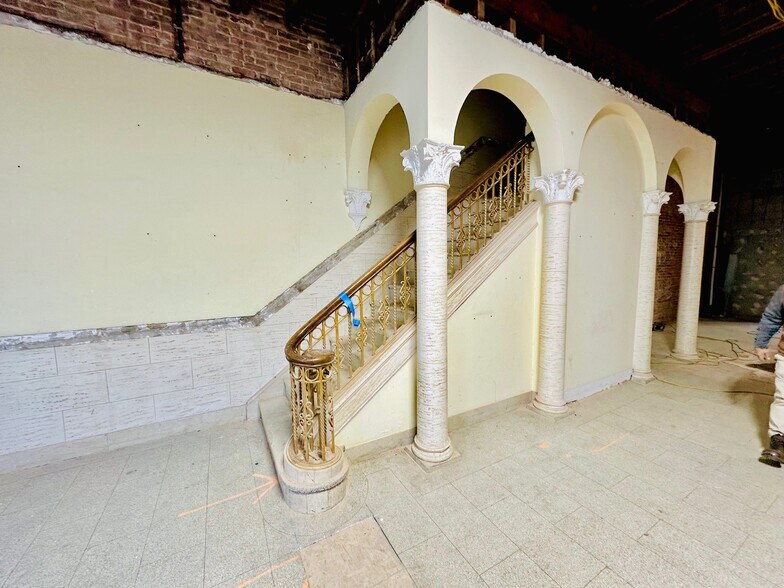 More Photos Of 258 Atlantic St, Stamford Office For Sale