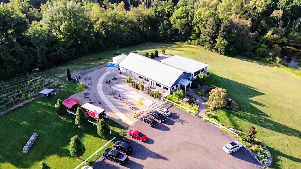 More Photos Of 10220 Lauer Rd, Baroda Winery Vineyard For Sale