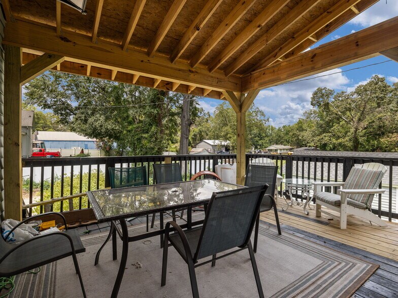 More Photos Of 515 N Main St, Woodruff Specialty For Sale