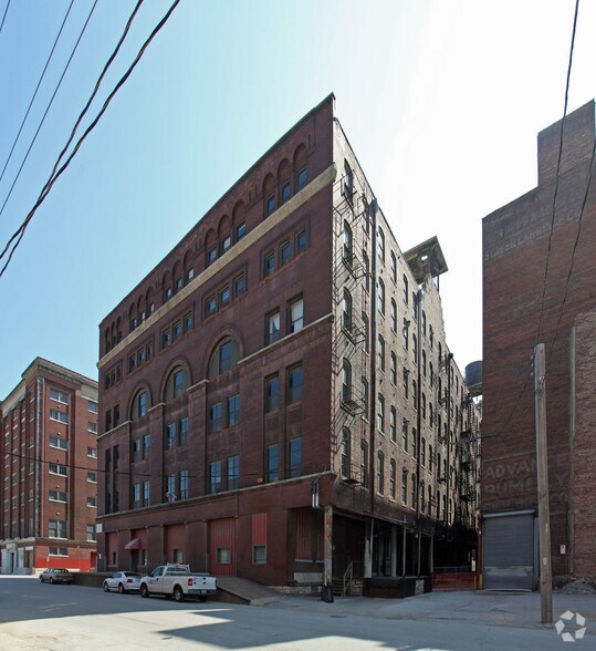 More Photos Of 1101 Mulberry St, Kansas City Warehouse For Lease