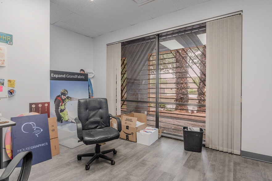 More Photos Of 1414 W 14th St, Tempe Warehouse For Sale