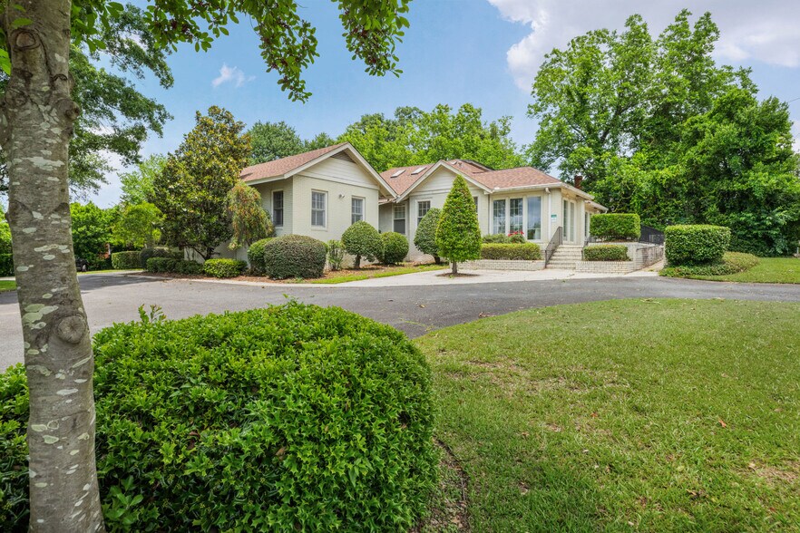 More Photos Of 720 North Ave, Macon-Bibb Office Residential For Sale