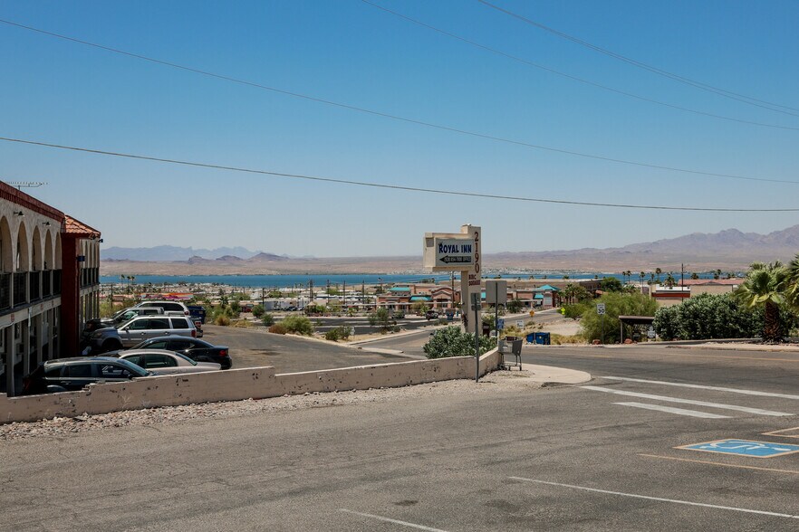 More Photos Of 2200 Mesquite Ave, Lake Havasu City Restaurant For Lease