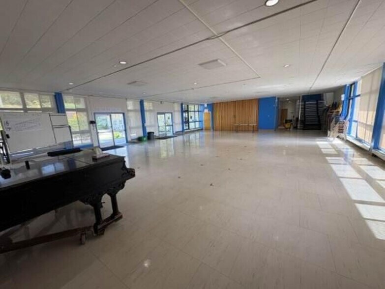 More Photos Of 80 Ursuline Rd, Santa Rosa Specialty For Sale