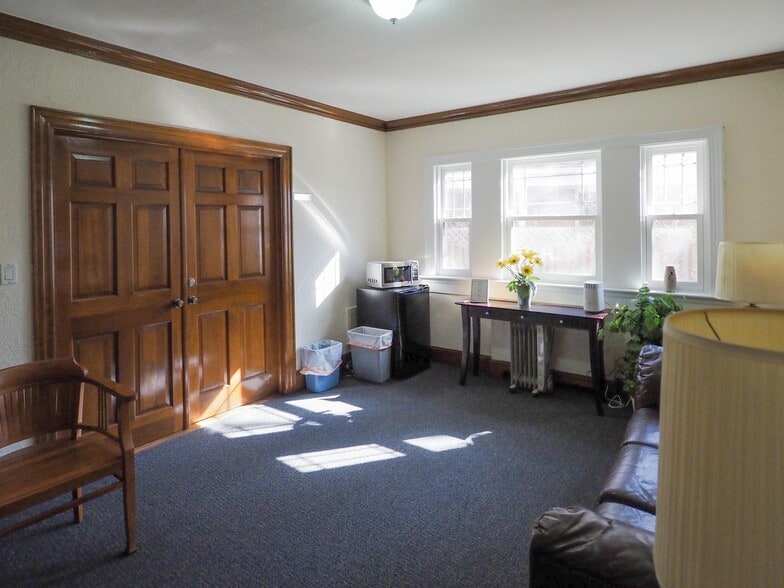 More Photos Of 78 Hart Blvd, Staten Island Rehabilitation Center For Lease