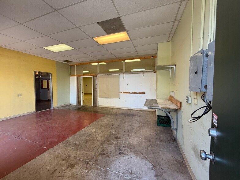 More Photos Of 1335 Railroad St, Paso Robles Storefront For Lease
