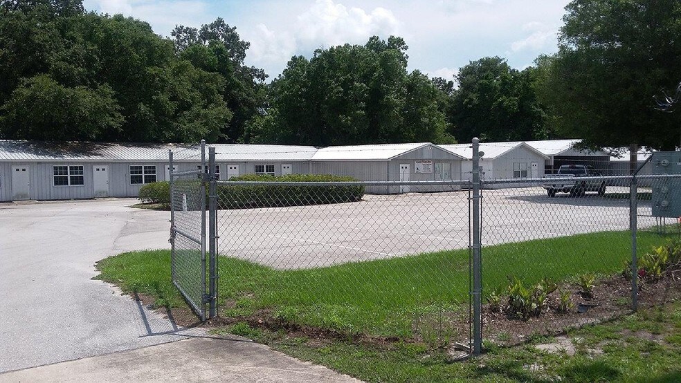 More Photos Of 1401 SW Martin Luther King Jr St, Arcadia General Retail For Lease