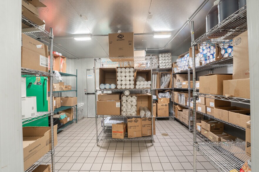 More Photos Of 1145 Montauk Hwy, Mastic Fast Food For Lease