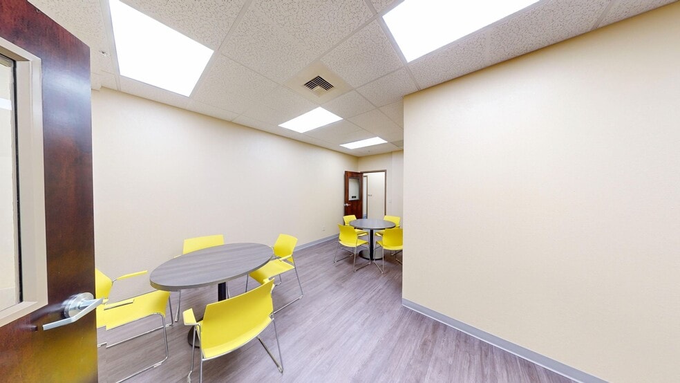 More Photos Of 2620 Connery Way, Missoula Office For Lease